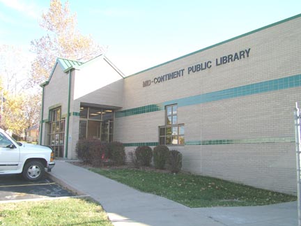 Entrance to the Mid-Contenent Public Library Genealogical Reserach Branch.